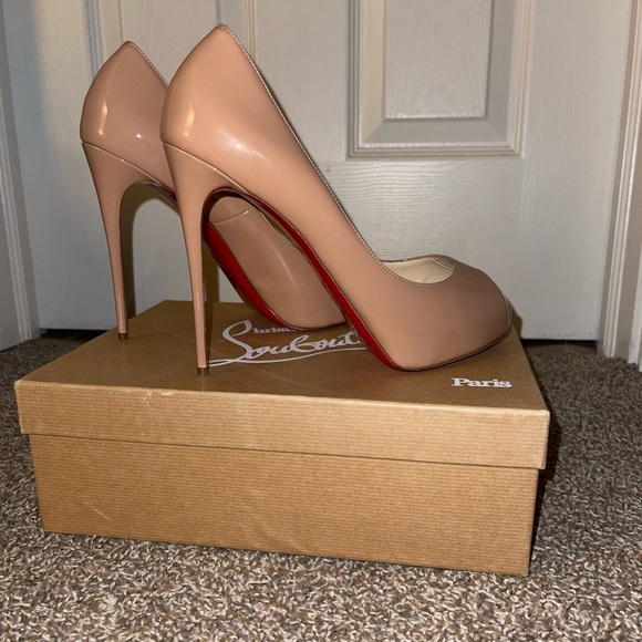 NEW VERY PRIVE 120 PATENT - Picture 2 of 5